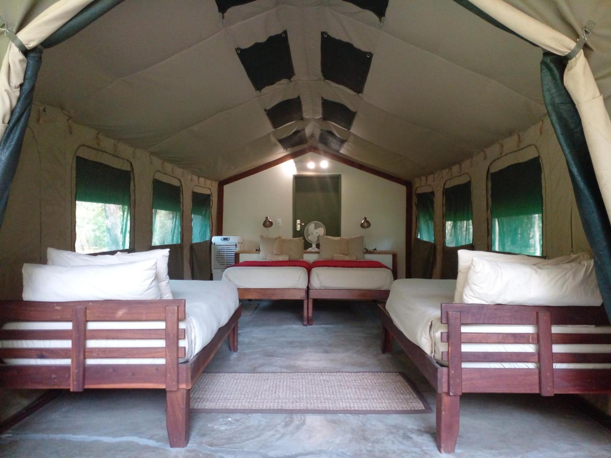 Zambezi Mubala Camp Otel Katima Mulilo Oda fotoğraf